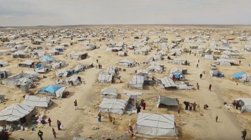 tratto-da-the-human-flow-di-aiweiwei-accampamento-di-rifugiati